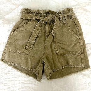 Paper bag style shorts